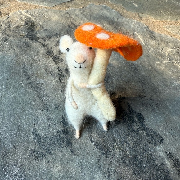 Anthropologie Other - New🌟 Anthropologie Cozy Mouse With Mushroom